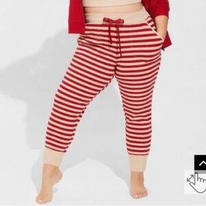Torrid red stripe cropped lounge pants